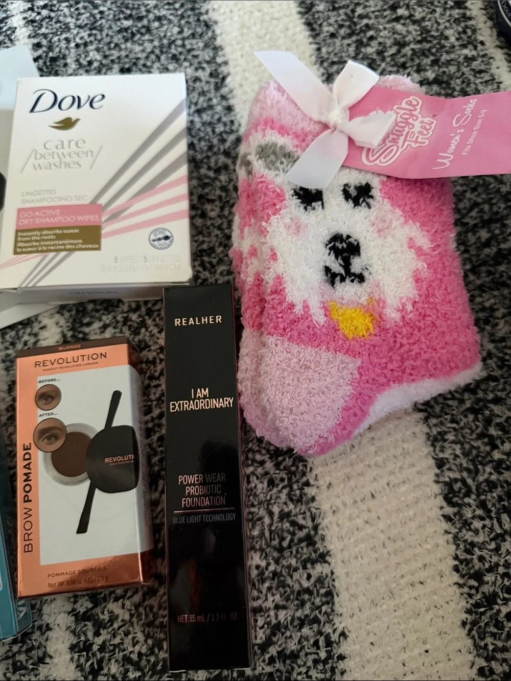 Women’s Beauty Bundle of 8 Items!